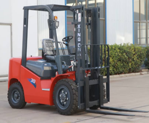 Diesel Forklift   4 wheel.